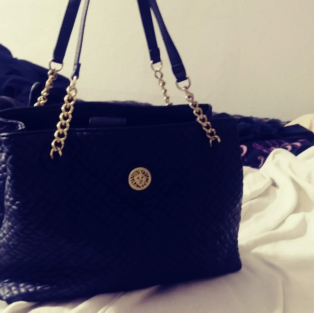 BRAND NEW **ANNE KLEIN HANDBAG